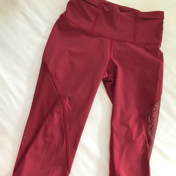 Lululemon Run in the Sun Legging Sz 4 - Picture 4 of 6